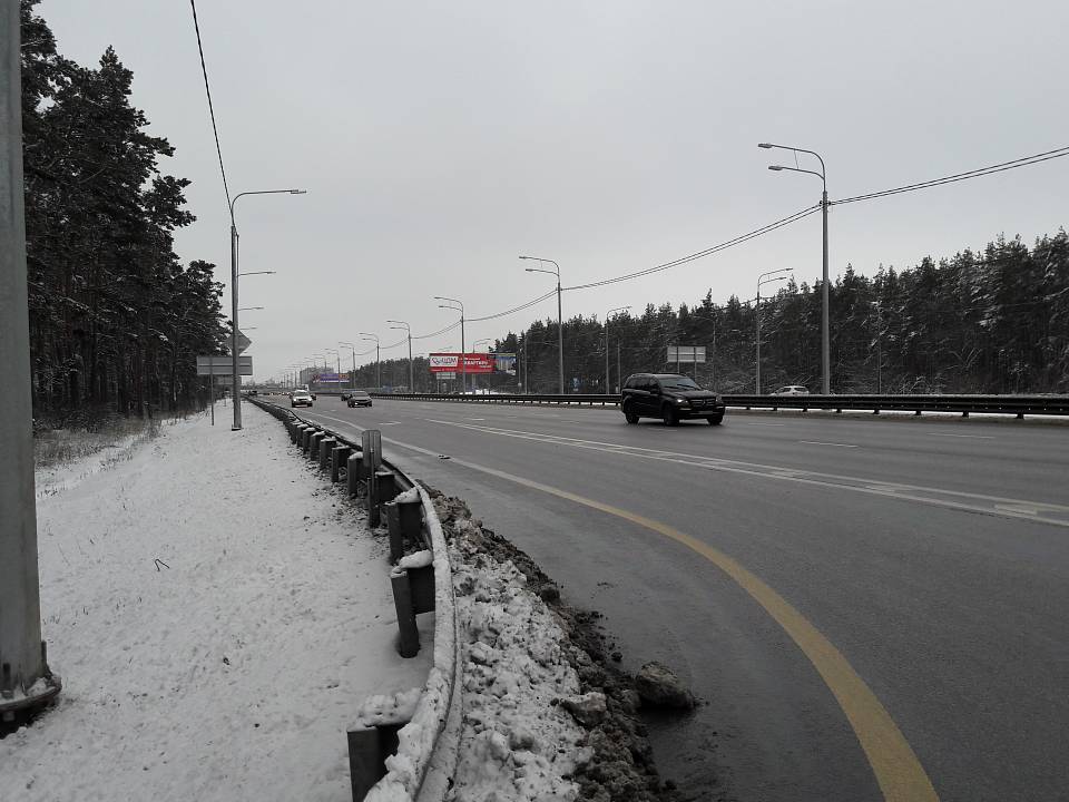 ГИБДД из-за снегопада призывает водителей быть внимательнее на дорогах в Воронеже и области