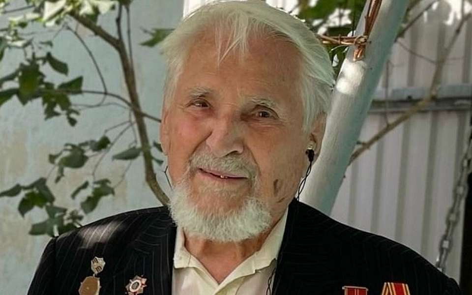 Сто лет исполнилось Почетному гражданину Воронежа Ивану Лозко