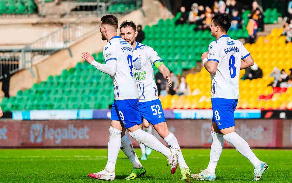 Форвард и тренерский штаб воронежского «Факела» вошли в сборную тура Лиги ПАРИ