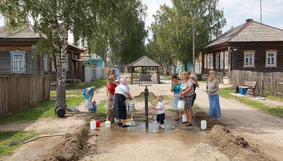 К бесхозному участку водопровода подключили жилую улицу в Воронежской области