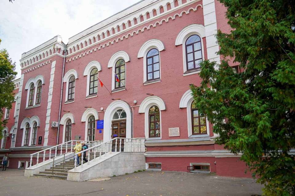 В воронежских вузах платное обучение подорожало до 179 тыс.