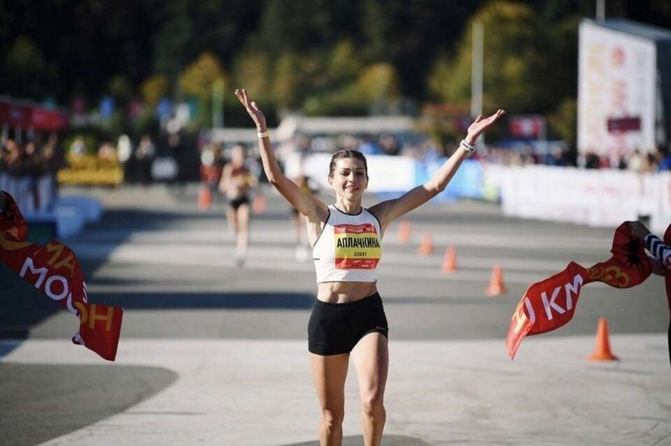 Воронежская бегунья выиграла на Московском марафоне       