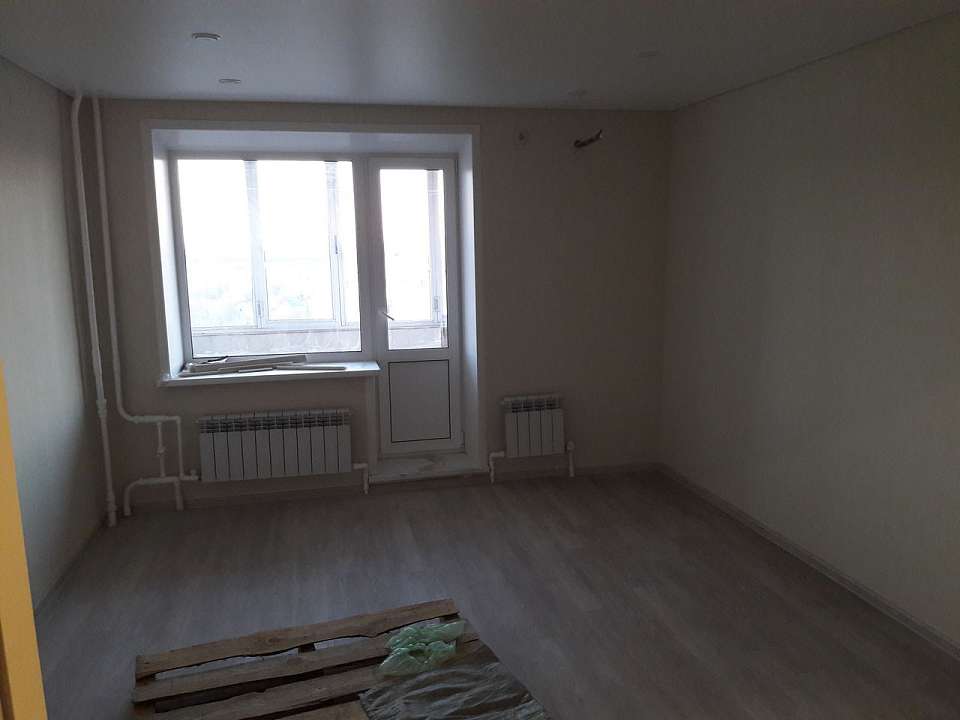 Сирота с ребёнком из Воронежской области получила квартиру по требованию прокуратуры