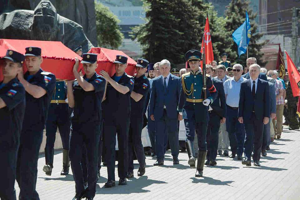 В Воронеже перезахоронили останки 29 красноармейцев