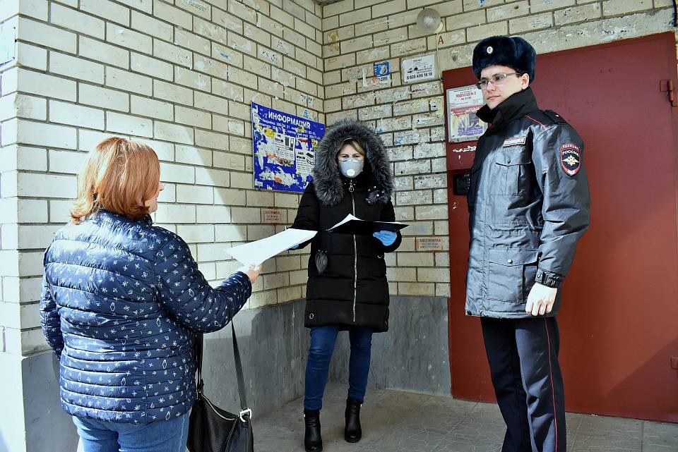 В Ленинском районе Воронежа инспектируют вернувшихся из-за границы жителей