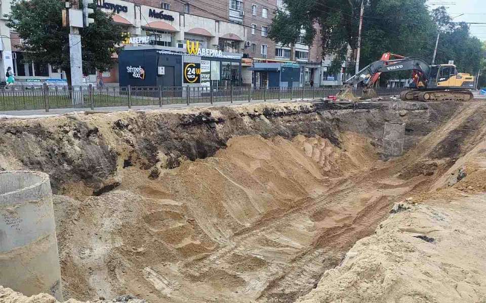 В Воронеже закончился ремонт аварийного коллектора на Московском проспекте