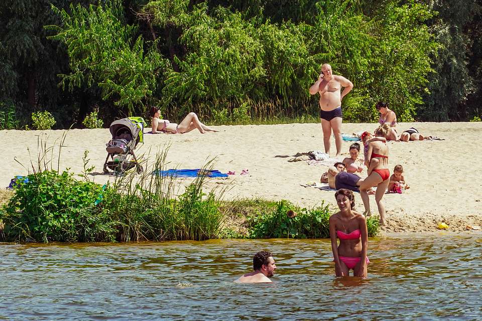 В Воронеже утвердили список городских пляжей для летнего отдыха