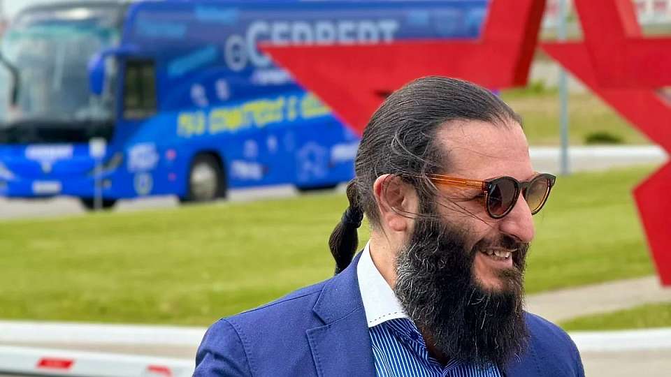 Воронежский бизнесмен с синим автобусом движется к банкротству