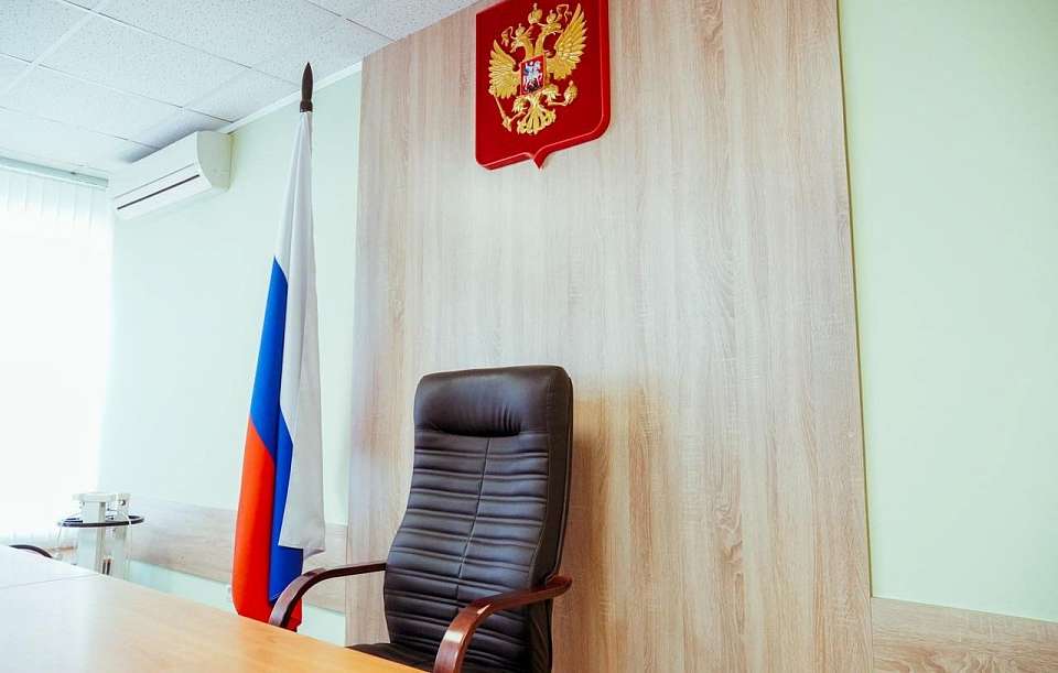 Четырех новых судей назначил Путин в Воронеже