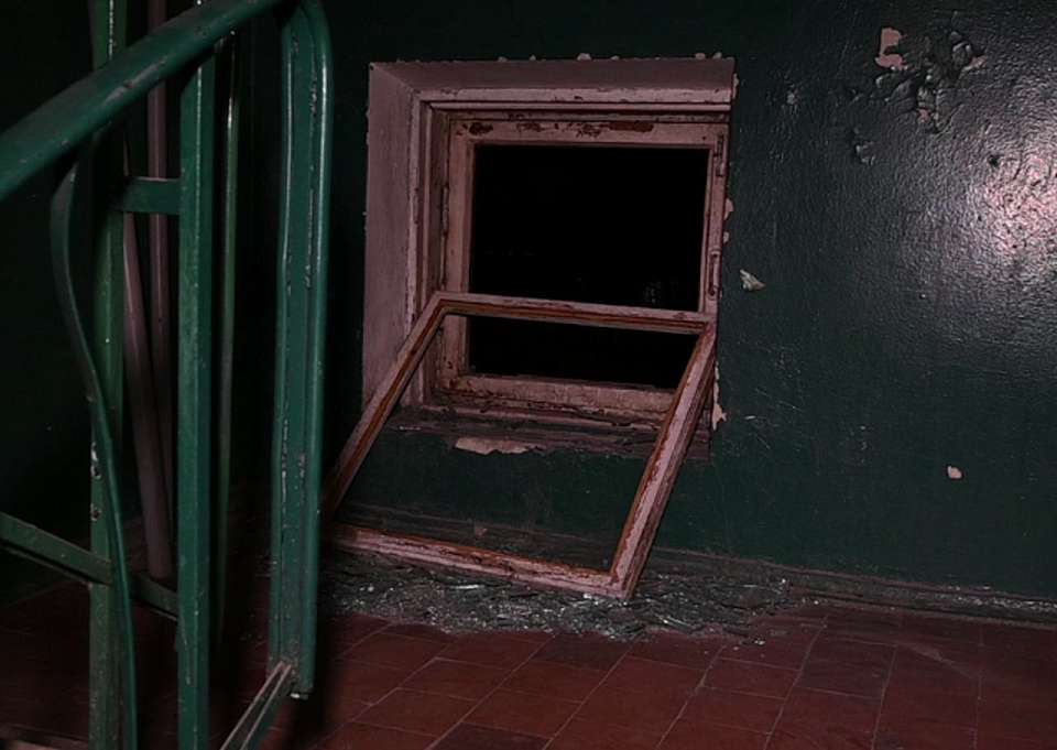 Воронежцы показали пострадавший от воздушной атаки дом изнутри