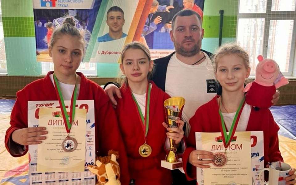 Воспитанники воронежской школы самбо успешно выступили в Беларуси