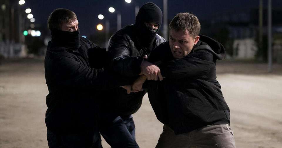 Трое грабителей напали на воронежца и похитили у него крестик с цепочкой на 2 млн