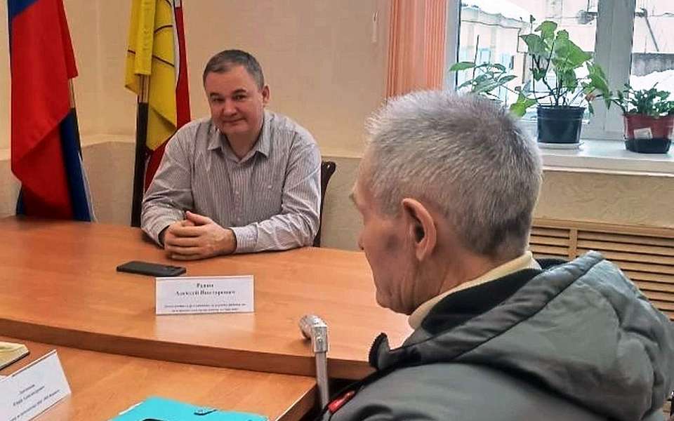 В Ленинском районе разбирали насущные коммунальные проблемы