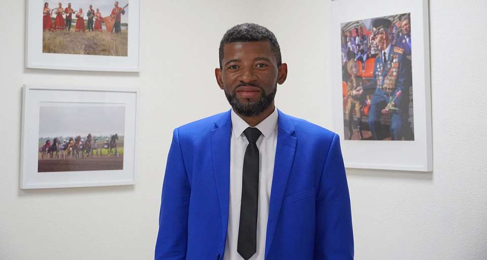 Лидер воронежских африканцев принял православие