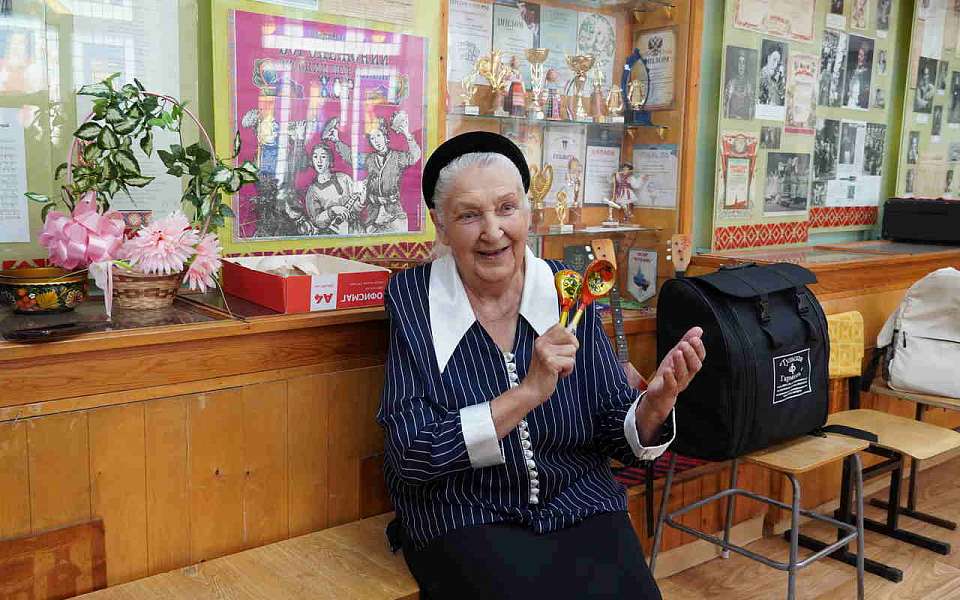 «В мире, как и на ткани, все связано»