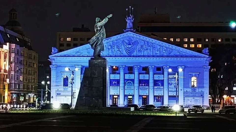 Воронежская область поддержала международную акцию «Зажги синим»