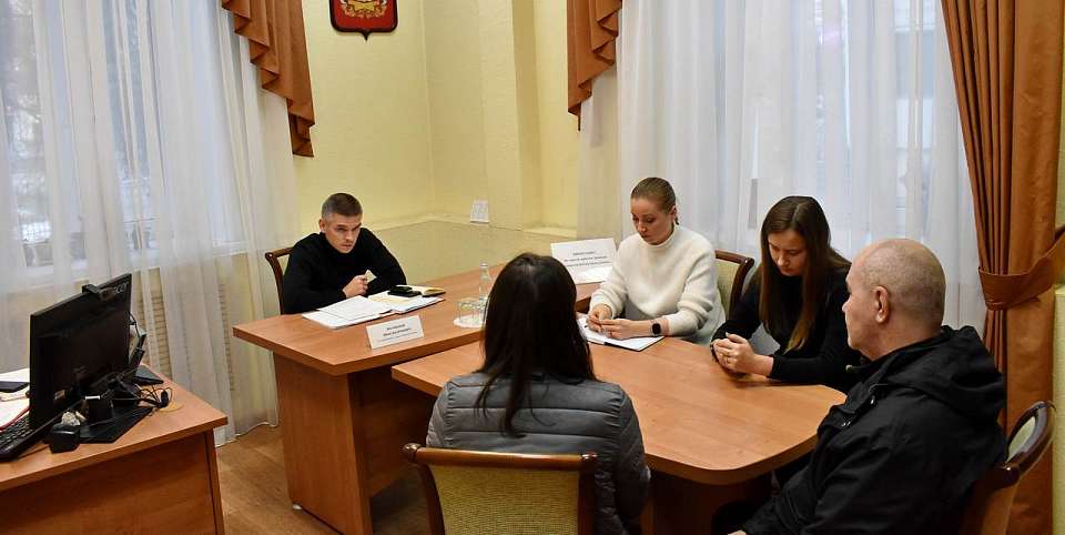 В Ленинском районе прошёл приём граждан по личным вопросам 