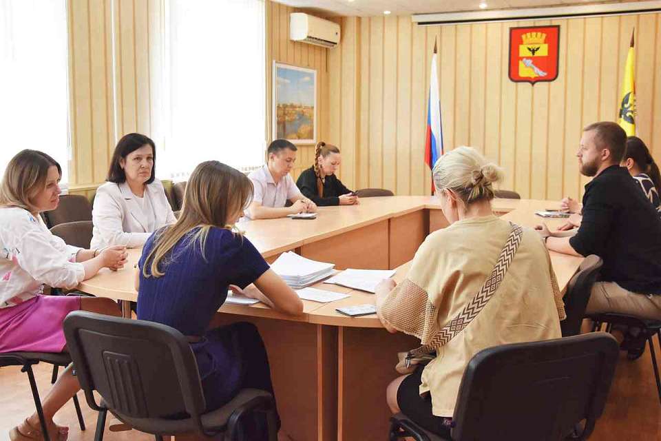 Чистота и порядок начинаются с ответственности каждого: итоги заседания административной комиссии