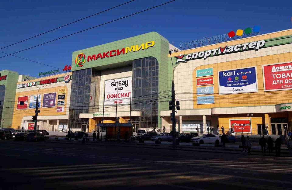 Из-за повреждения коллектора ограничили движение транспорта на левом берегу Воронежа