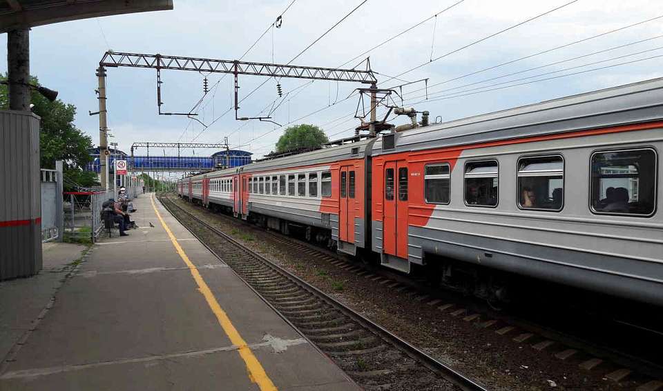 Несколько поездов задержали в Воронежской области из-за обломков БПЛА