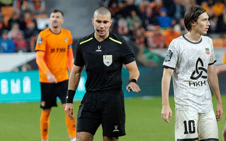 Арбитр из Карелии назначен на матч воронежского «Факела» в Красноярске