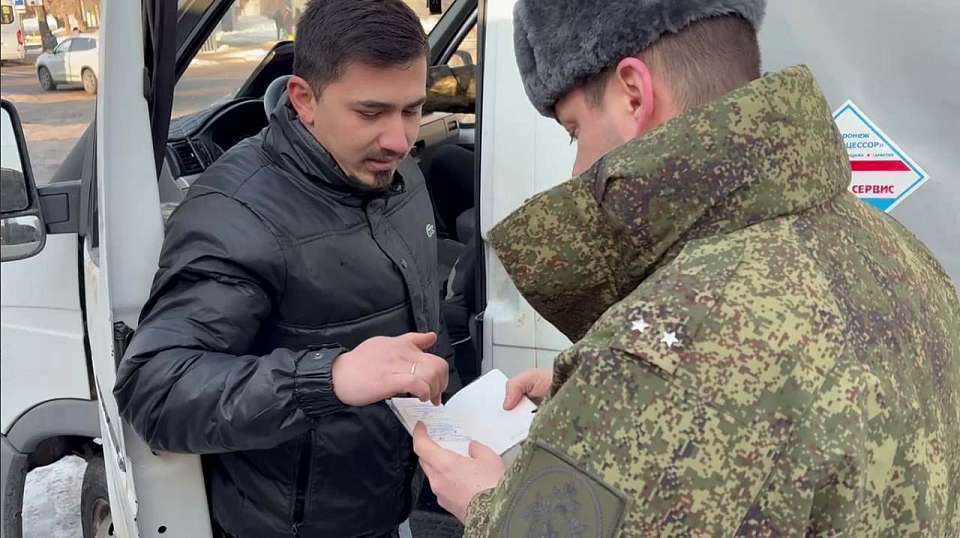 В ходе рейда по гаражным кооперативам в Воронеже проверили 14 новых граждан РФ