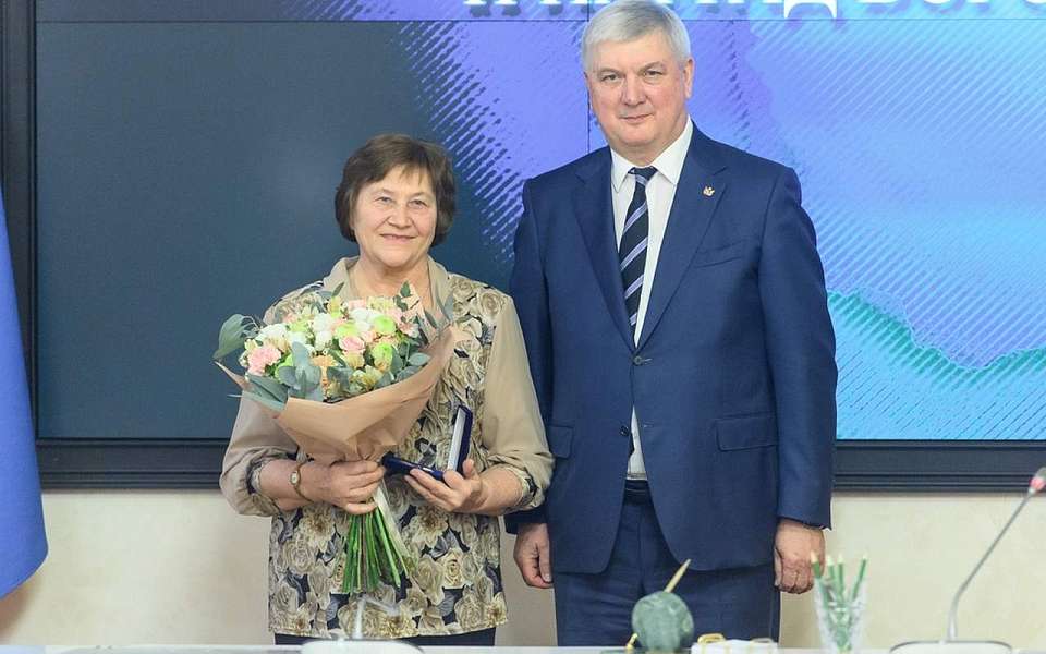 Главную правозащитную медаль страны получила пенсионерка из Воронежской области