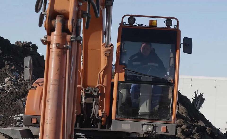 Для аварийного коллектора в Воронеже запустили временный трубопровод