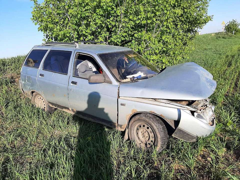 В ДТП под Воронежем пострадали четверо детей