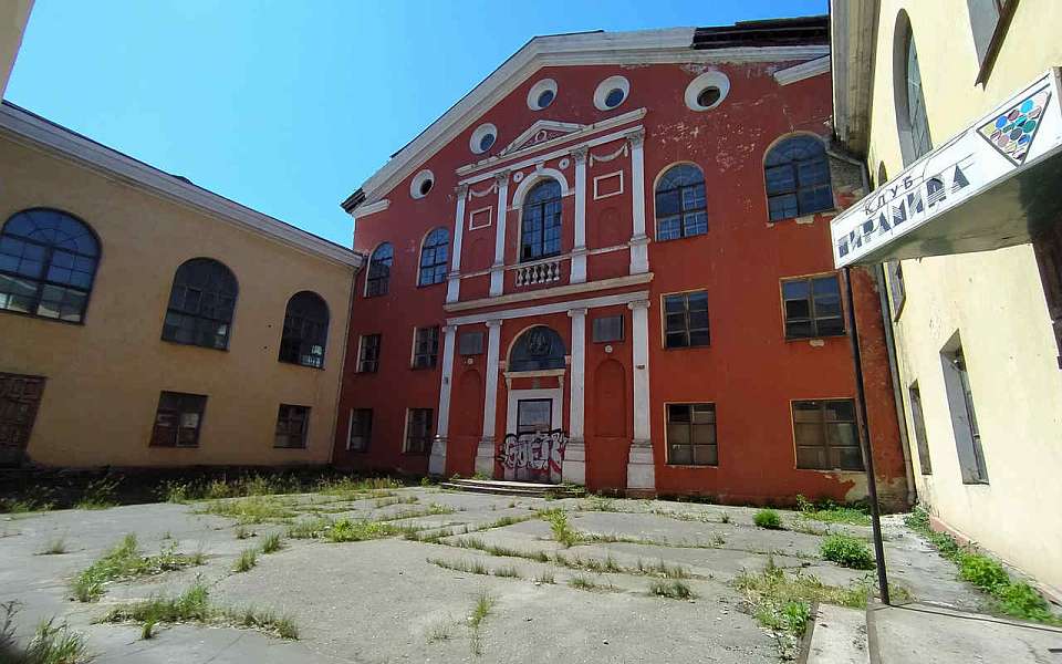 Изъять у частника ДК имени Кирова потребовала воронежская прокуратура