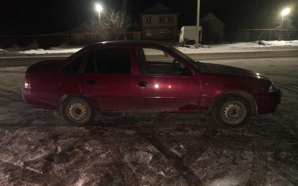 Пьяный 19-летний автомобилист переехал лежащего гражданина в воронежском райцентре