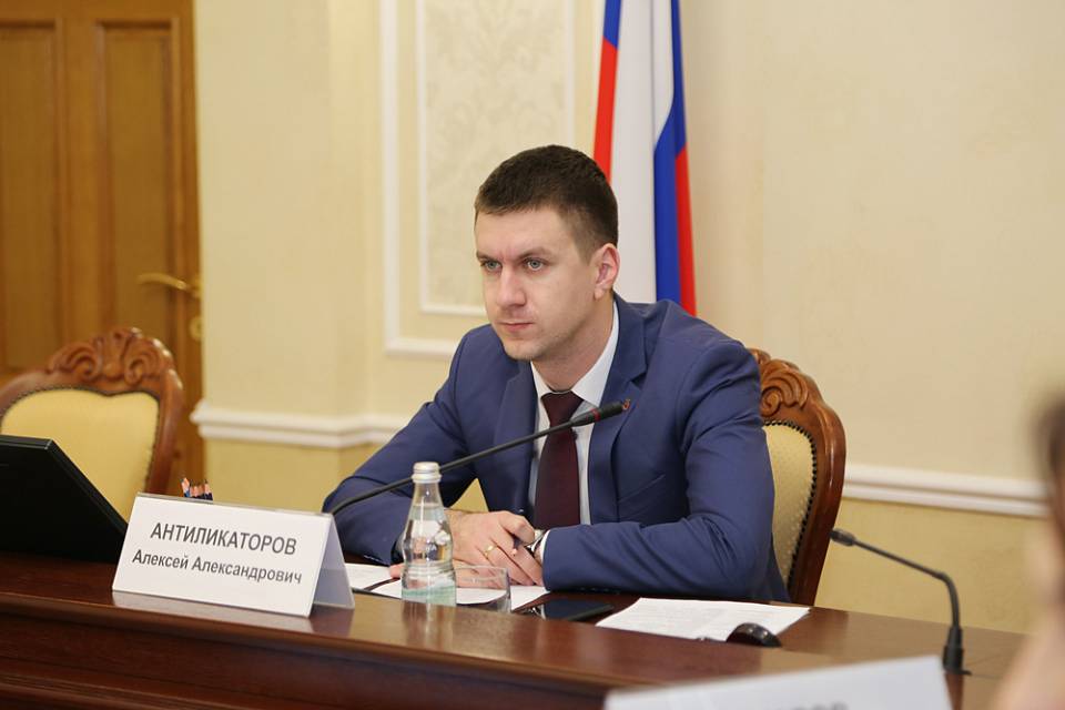 В Воронеже обвиняемый в коррупции Алексей Антиликаторов выразил готовность «искупить вину кровью»