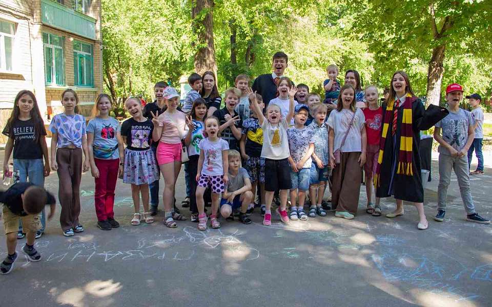 В Коминтерновском районе стартовали мероприятия ко Дню защиты детей