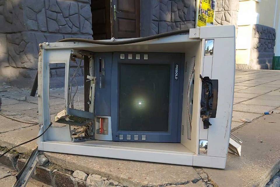 В Воронежской области сотрудник банка пытался взорвать банкомат