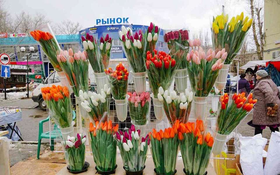 Как правильно выбрать цветы на 8 Марта, рассказали воронежцам