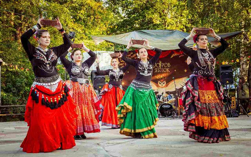 Как через танец возникло сообщество