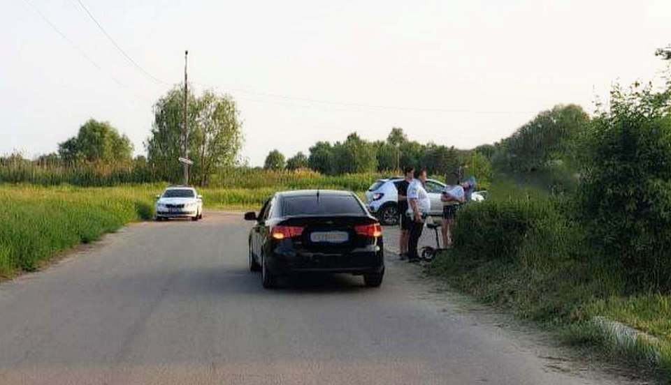 В ДТП с Kia в Воронежской области пострадали подростки на электросамокате