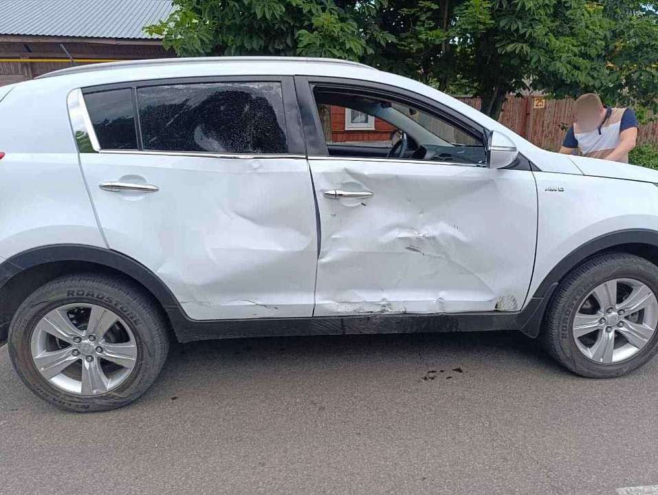 После столкновения с «Киа» 43-летний воронежец на мопеде угодил в больницу