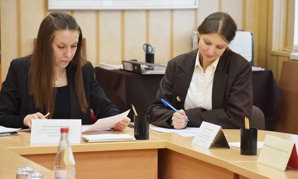 В Железнодорожном районе продолжают наводить порядок в отношениях работодателей и сотрудников