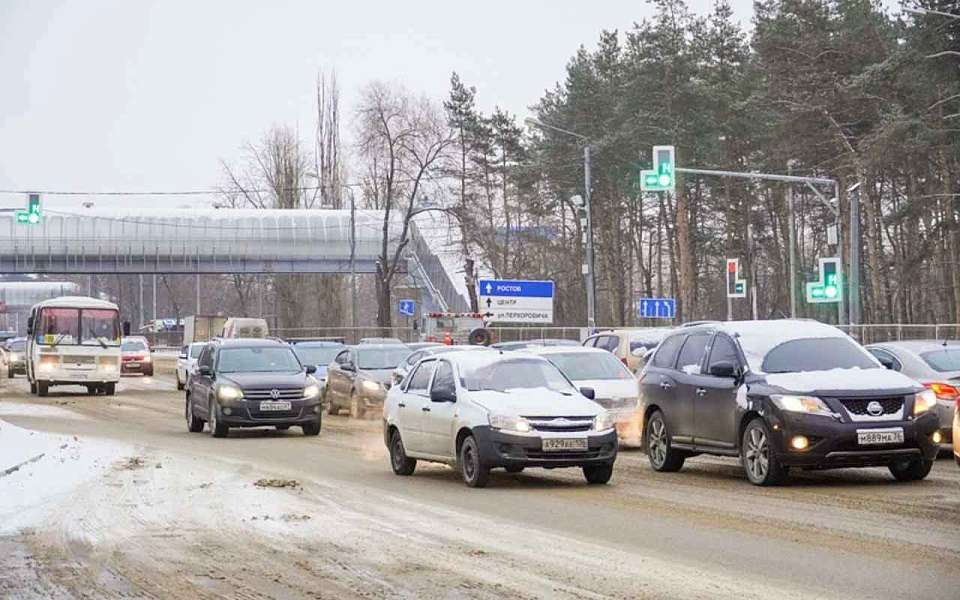 Причины утренних перебоев в графике маршруток назвали власти Воронежа