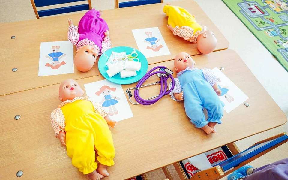 Дело за издевательства над 3-летним мальчиком в детском саду под Воронежем возбудили в СК