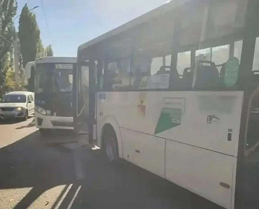 Стало известно состояние пострадавших в массовой аварии с автобусами в Воронеже