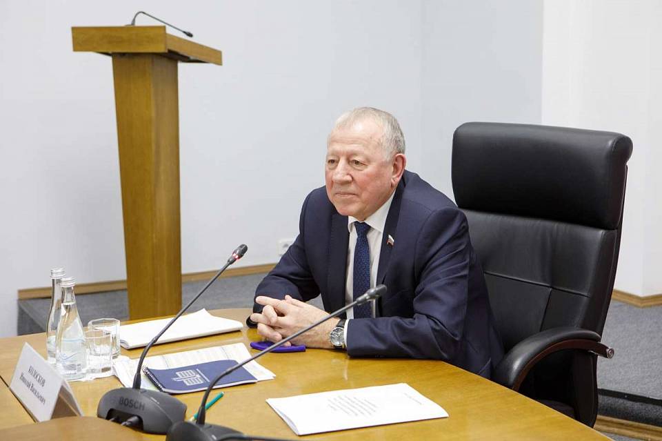Вице-спикер Воронежской облдумы Николай Колосков подтвердил свою скорую отставку