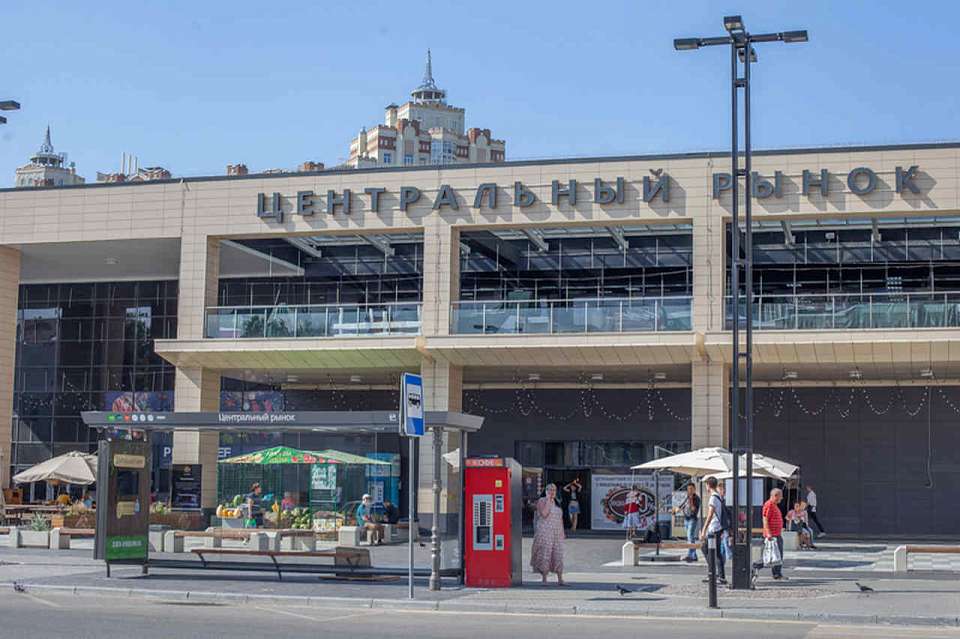 До 100 рублей в час подскочила стоимость подземной парковки на воронежском Центральном рынке